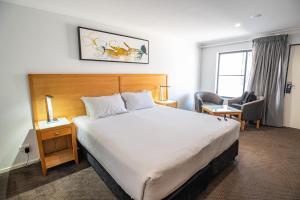 Best Western Club Quirindi Motel客房内的一张或多张床位