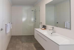 Best Western Club Quirindi Motel的一间浴室