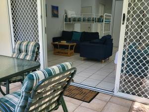 Istumisnurk majutusasutuses Coral Suite in Resort Complex