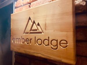 Certifikát, hodnocení, plakát nebo jiný dokument vystavený v ubytování Ember Lodge - Hakuba