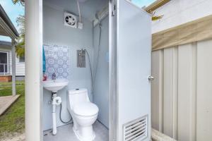 Ένα μπάνιο στο Seaesta at Little Beach, 72 Achilles Street +34 φωτογραφίες