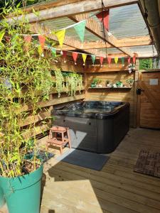 Gambar di galeri bagi Chalet Nature & Spa di Amayé-sur-Orne