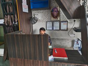 Hosté ubytování Rameshwar Dormitories - Vile Parle Highway
