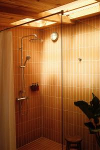 Afbeelding uit fotogalerij van The Beach Road cabin kohlarn in Ko Larn