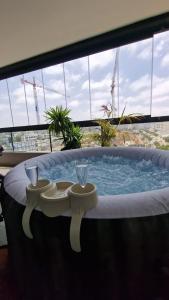 Fotografie z fotogalerie ubytování luxe Studio avec jacuzzi v destinaci Casablanca
