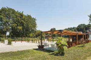 Foto dalla galleria di My Little Swan Camper Stop Ludbreg a Ludbreg