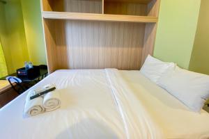 Imagen de la galería de Fully Furnished with Cozy Design Studio Apartment Tokyo Riverside PIK 2 By Travelio, en Rawalembang