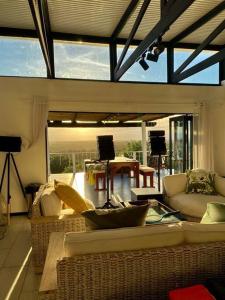 พื้นที่นั่งเล่นของ Top of the world suite
