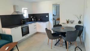 Eldhús eða eldhúskrókur á Apartment Olive Istra