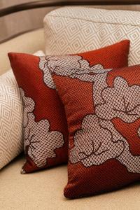 Uma cama ou camas num quarto em 21 Carpenter, Singapore, a Member of Design Hotels