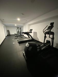 Spordikeskus ja/või sportimisvõimalused majutusasutuses Apartament nad morzem