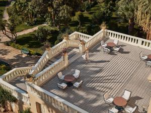 A balcony or terrace at Sofitel Winter Palace Luxor