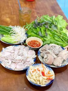 Đồ ăn tại/gần khách sạn