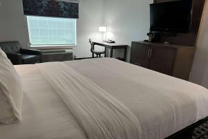 Postel nebo postele na pokoji v ubytování La Quinta by Wyndham Dalhart