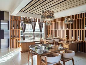Posezení v ubytování Fairmont Bab Al Bahr
