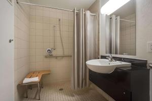 Φωτογραφία από το άλμπουμ του Park Inn by Radisson, Lakewood σε Λέικγουντ +4 φωτογραφίες