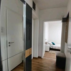 Letto o letti in una camera di Apartmani Sofronic Loznica 1