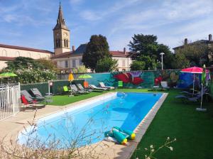 Bazén v ubytování MOODz HOTEL VIENNE nebo v jeho okolí