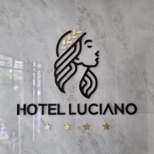 Certifikát, hodnocení, plakát nebo jiný dokument vystavený v ubytování Hotel Luciano