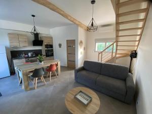 Kuchyň nebo kuchyňský kout v ubytování T2 Chez Mongery + 10 fotografií