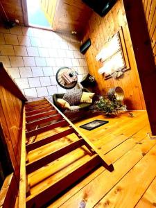 Фотография из галереи Chalet 5 min Du Grand Dôme de Villebon et 20 min de l'aeroport Paris-Orly в городе Вильбон-сюр-Ивет +1 фотография