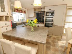 Gallery image of The Boathouse in Chichester +13 photos