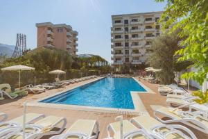 Bassein majutusasutuses Hotel Pharos või selle lähedal