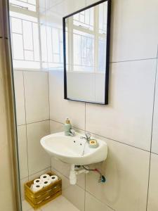 Photo de la galerie de l'établissement Villa Saarchi Apartments, à Windhoek