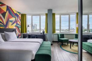 Posezení v ubytování Thon Hotel Rotterdam City Centre
