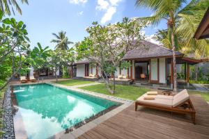 Bazén v ubytování The Sira, a Luxury Collection Resort and Spa, Lombok nebo v jeho okolí
