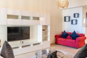 Fotografie z fotogalerie ubytování Huge Apartment Super close to the beach! v Dubaji