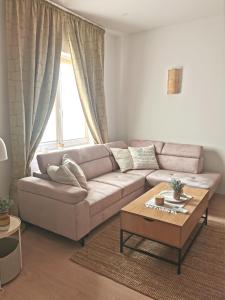 Apartment Krisz 1117 Budapest, Móricz Zsigmond körtér 15. 6.em. 8.ajtó kép - 2