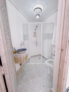 Koupelna v ubytování Riad Zawiyat Fes