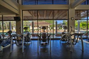 Palestra o centro fitness di Roble Sabana 304 Luxury Apartment - Reserva Conchal