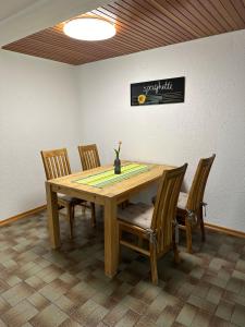 Φωτογραφία από το άλμπουμ του Ferienwohnung am Rosenbach σε Sulzbach-Rosenberg +2 φωτογραφίες