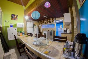 Kuchyň nebo kuchyňský kout v ubytování Cosmopolitan Hostel