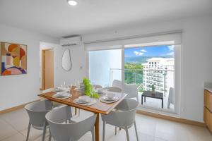 Fotografie z fotogalerie ubytování Upstay - NEW BUILD - Viva Jaco Condo w Epic Views v destinaci Jacó