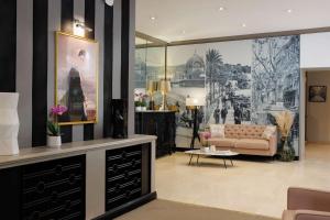 Posezení v ubytování Best Western Plus Hôtel Brice Garden Nice