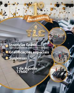Un cartel para un evento con una mesa y sillas. en TLC Home, en Mindelo