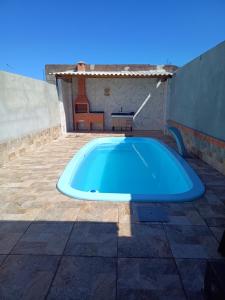 Kolam renang di atau dekat dengan Piscina -bia