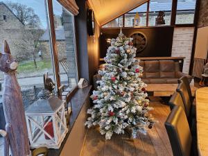 Posezení v ubytování Holiday Home in Redu with Heated Pool