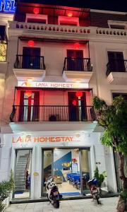 Tòa nhà nơi khách sạn tọa lạc