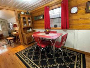 Φωτογραφία από το άλμπουμ του River Cabin σε Ruidoso +24 φωτογραφίες