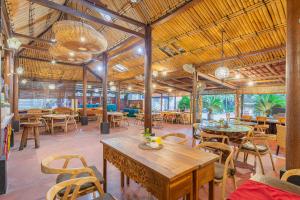 Restaurace v ubytování Pondok Gajah Hotel