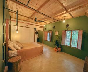 Gallery image of KOMOREBI MADIHA in Madihe East