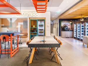 ibis budget Manchester Airport T2餐厅或其他用餐的地方