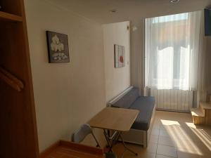 TV a/nebo společenská místnost v ubytování Loft House Budapest