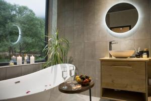 Koupelna v ubytování The Nest Guesthouse - Vanadzor + 57 fotografií