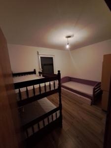 Afbeelding uit fotogalerij van Vila Janja in Lipovica +22 foto's