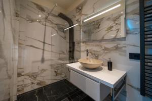 Ένα μπάνιο στο Punto Zero Lux il primo boutique concept a Reggio Emilia +49 φωτογραφίες